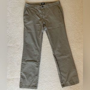 Billabong size 33 tan dress pants